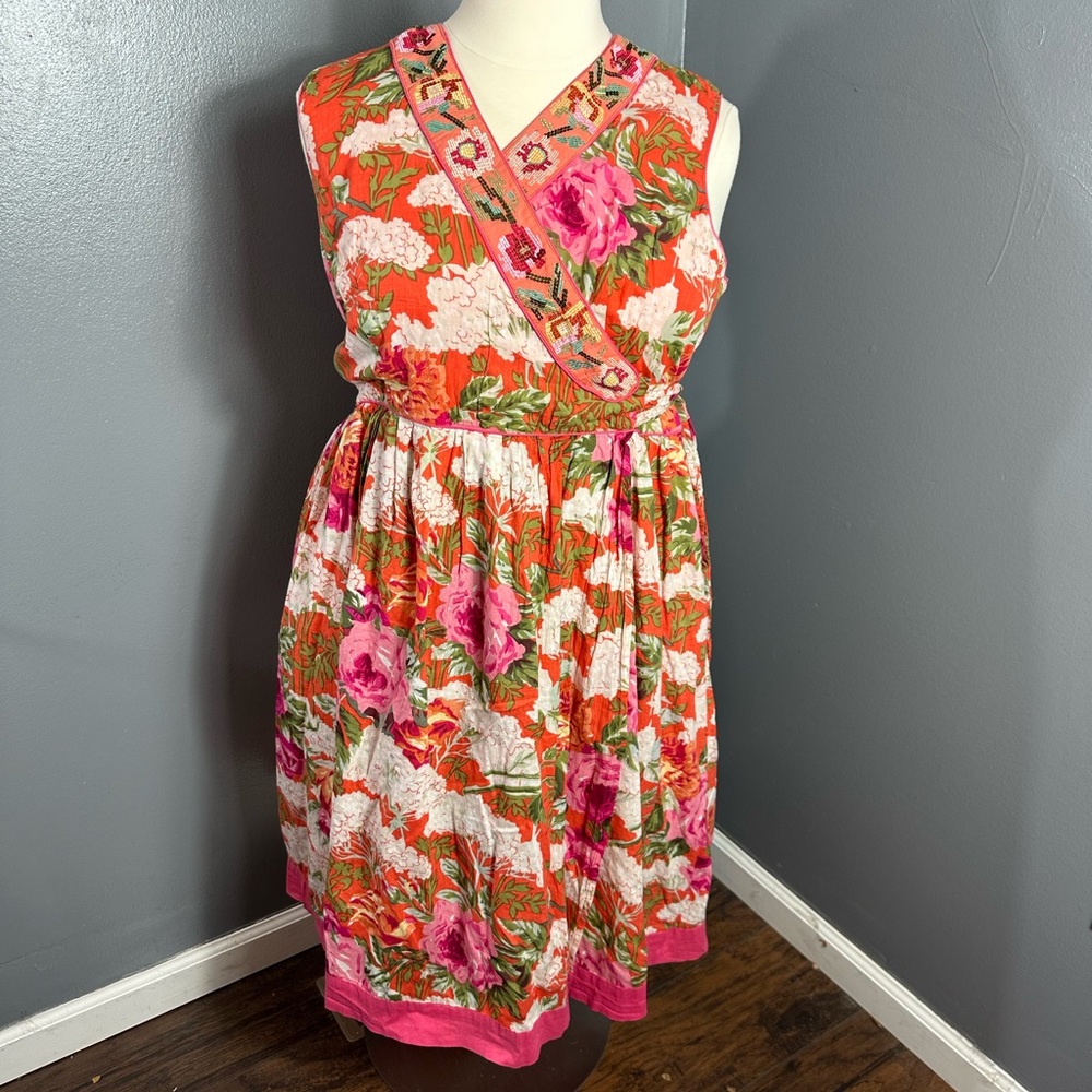 Gorgeous Vintage-Inspired Floral Retro Summer Dress